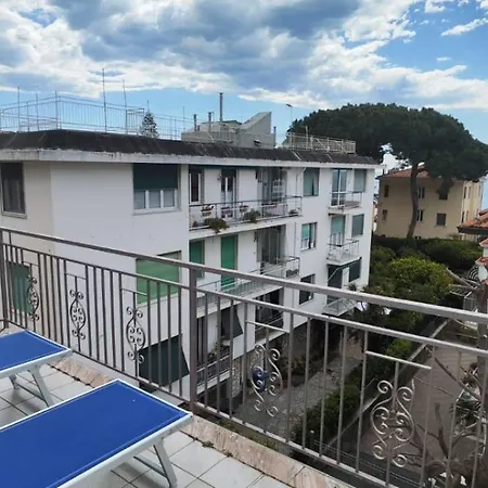 Nido Sul Mare San Remo
